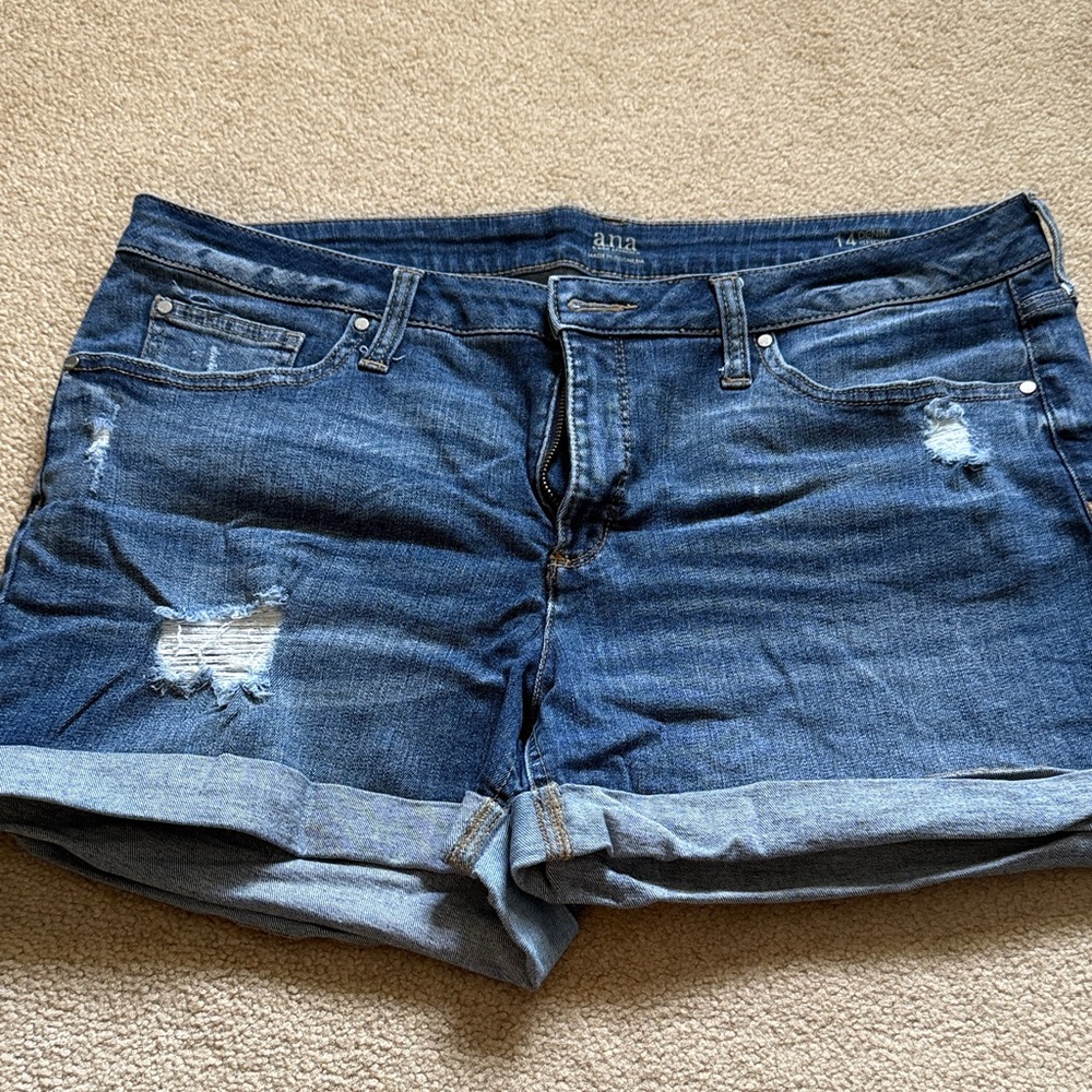 a.n.a Women's Distressed Blue Jean Shorts size 14